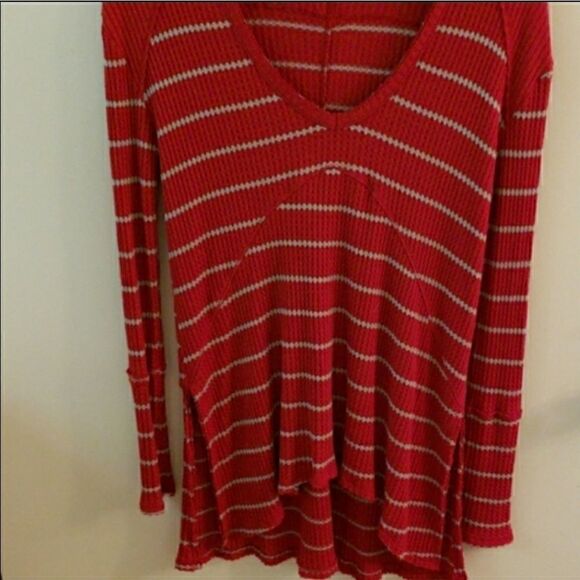 New! Sunset Red and Ivory V- Neck Tunic - Picture 5 of 5
